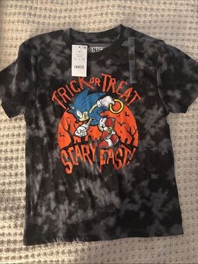 Halloween Sonic tee